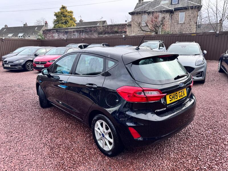 Ford Fiesta view 4