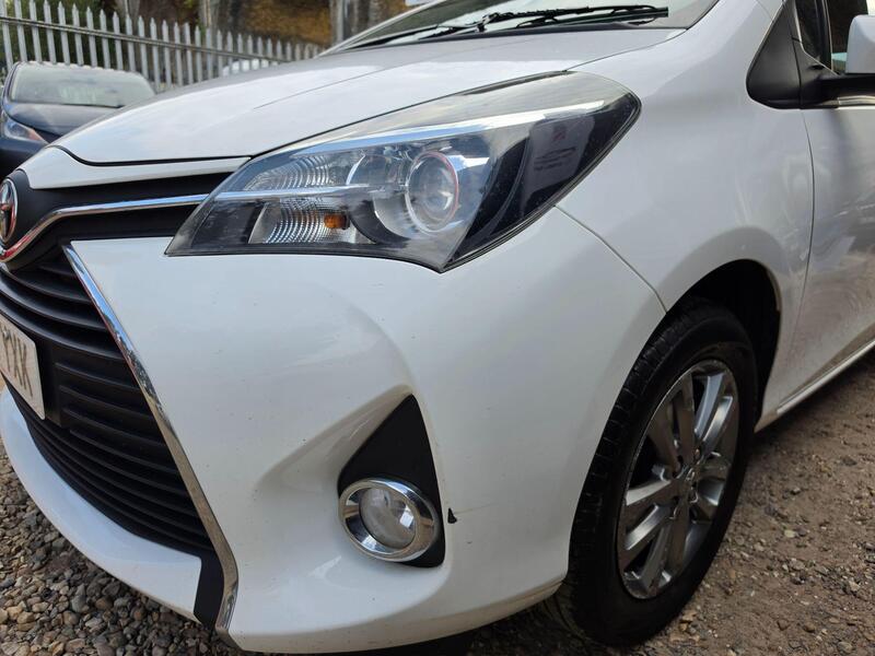 Toyota Yaris 1.33 Dual VVT-i Icon Euro 5 5dr Euro 5 thumbnail 34