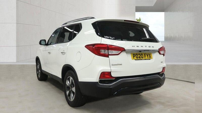 Ssangyong Rexton view 2