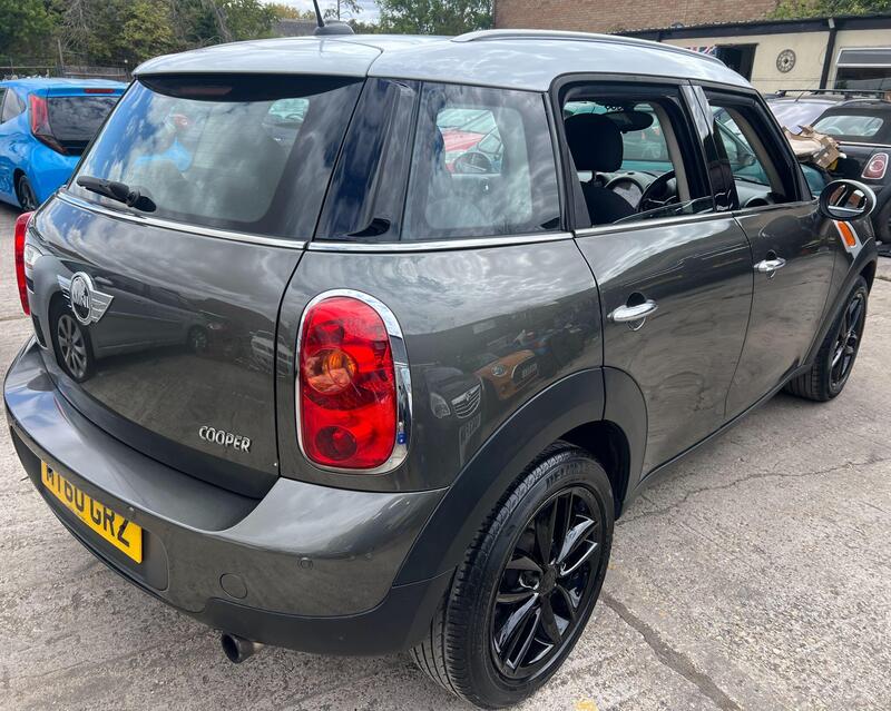 Mini Countryman view 7