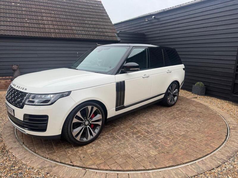 Land Rover Range Rover view 2