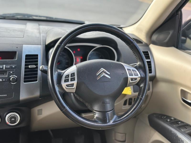 Citroen C-Crosser view 28