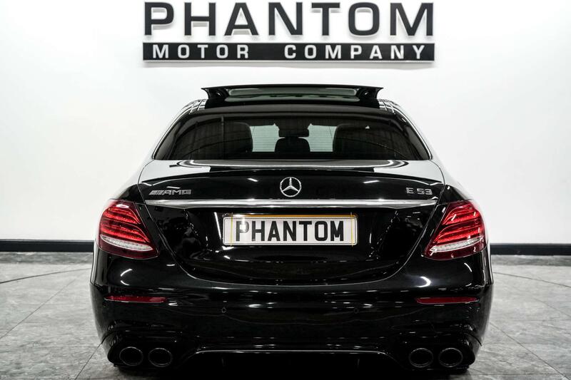 Mercedes-Benz E Class view 4
