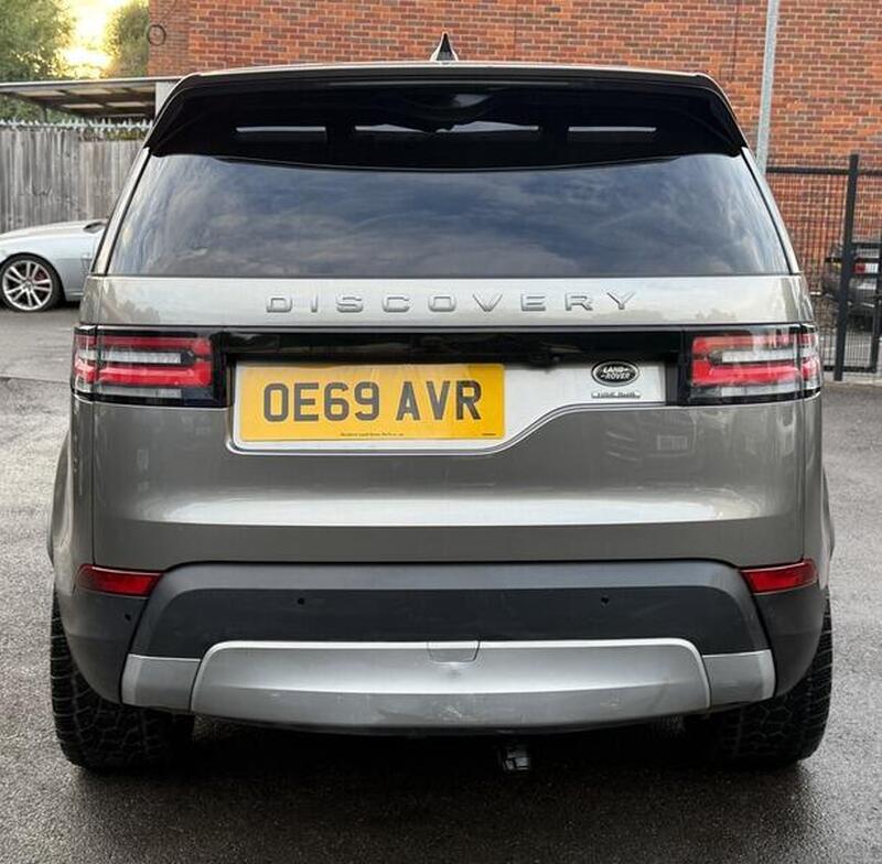 Land Rover Discovery 3 view 4