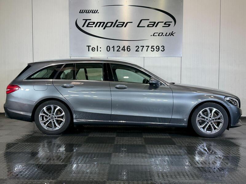Mercedes-Benz C Class view 3