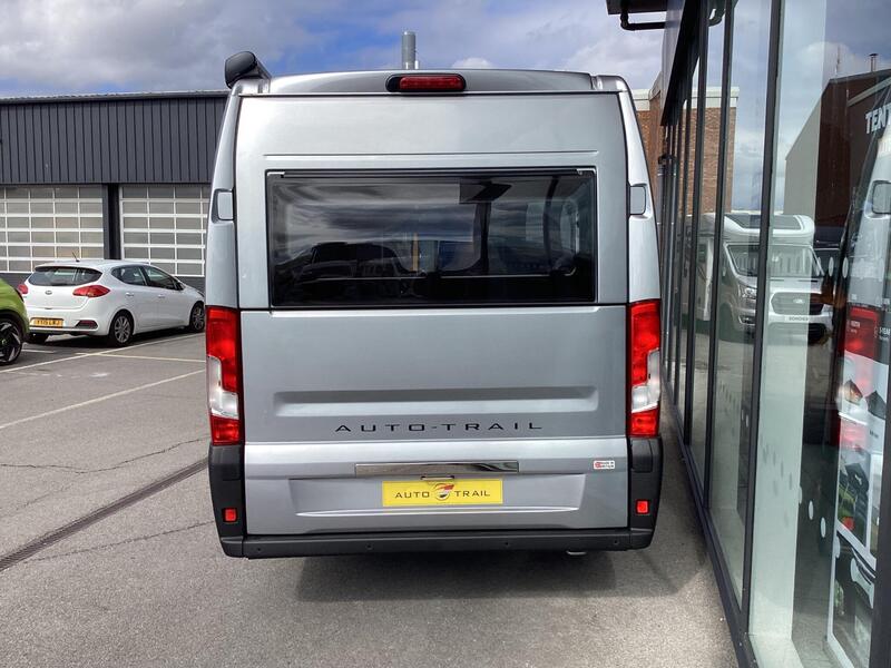 Auto-Trail V-Line 636 Sport — image 4