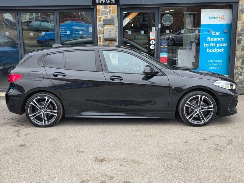 BMW 1 Series view 3