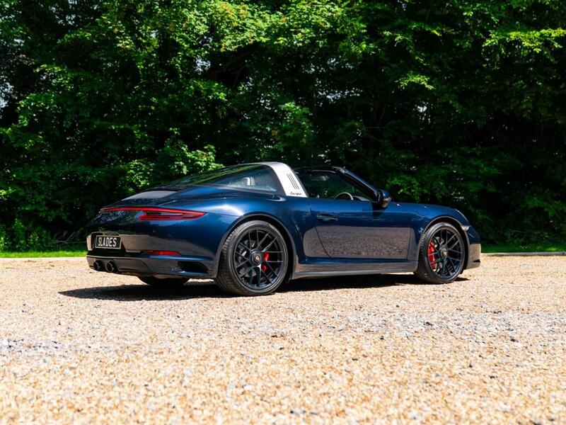 Porsche 911 view 2