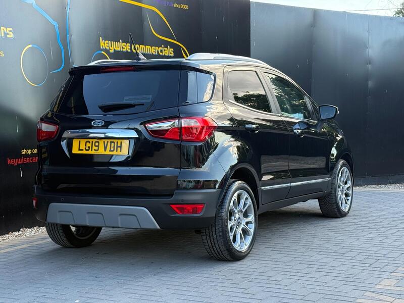 Ford Ecosport view 5