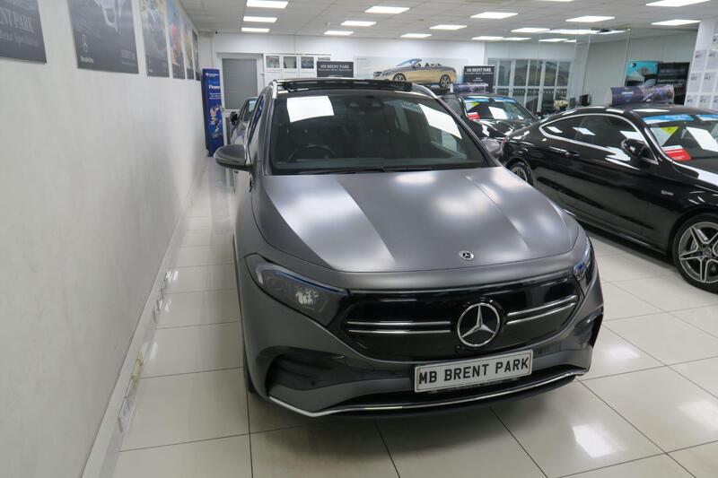 Mercedes-Benz 250 view 3
