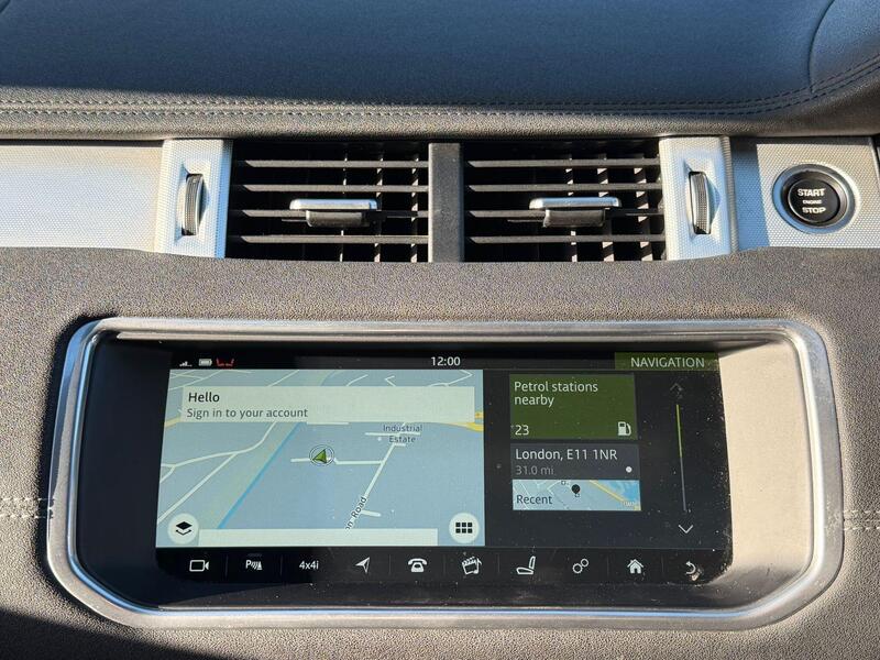 Land Rover Range Rover Evoque view 7