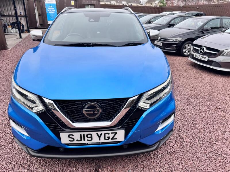 Nissan Qashqai view 2