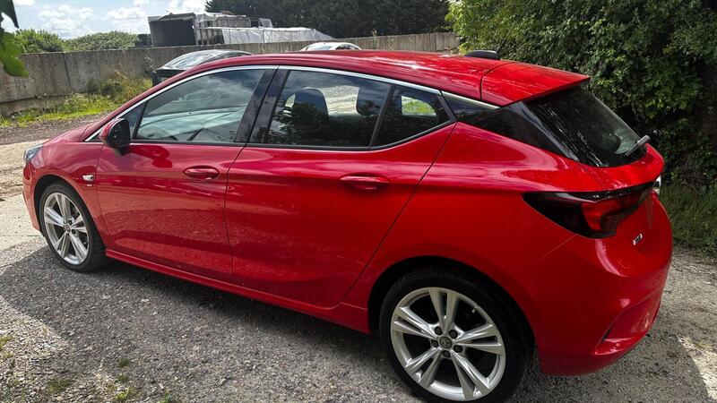 2017 Vauxhall Astra — photo 5