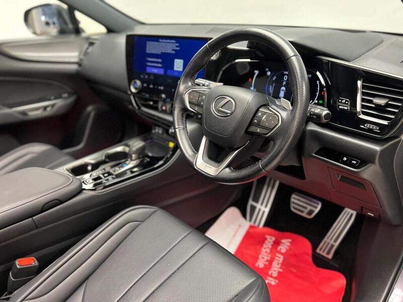 Lexus NX view 6