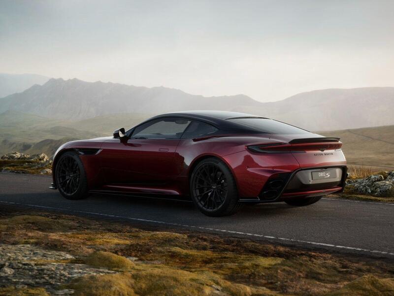 Aston Martin DB12 view 4