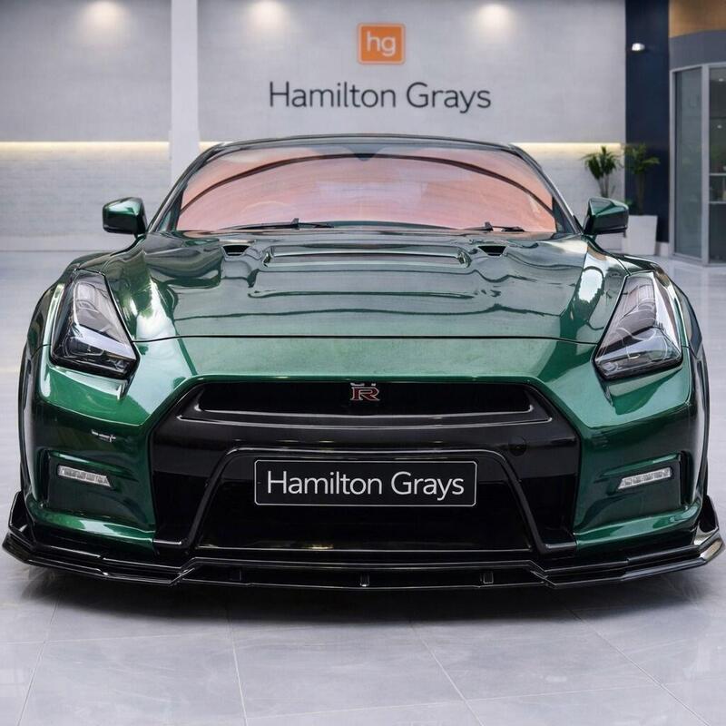 Nissan GT-R view 3