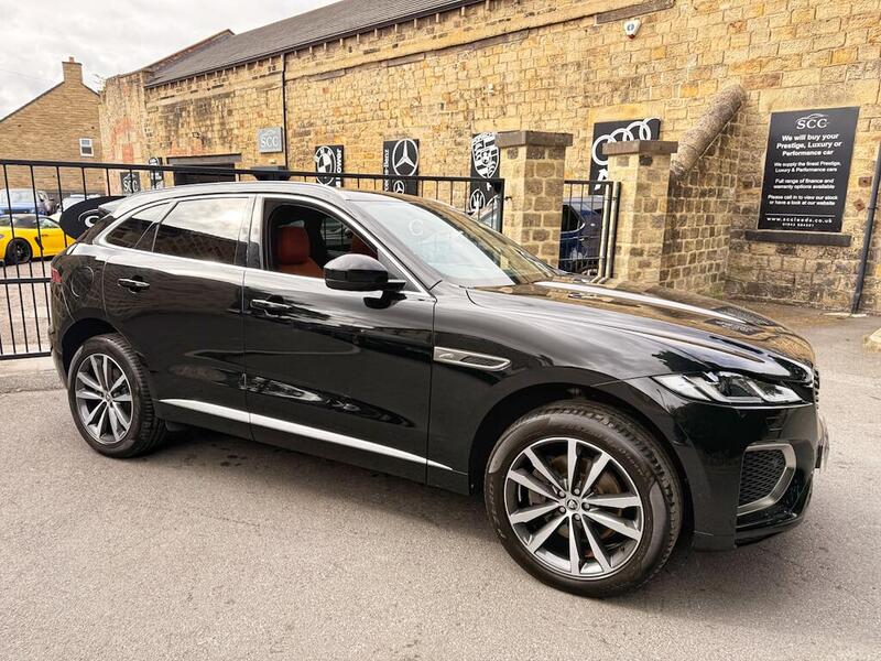 Jaguar F-Pace view 5