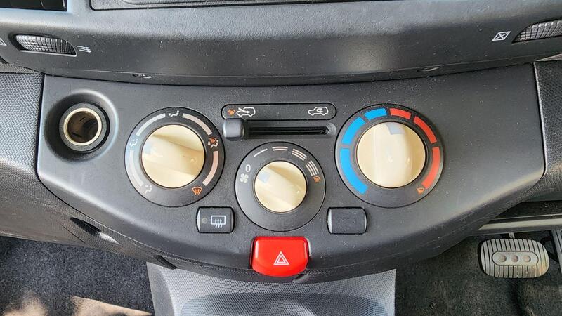 2006 Nissan Micra — photo 32