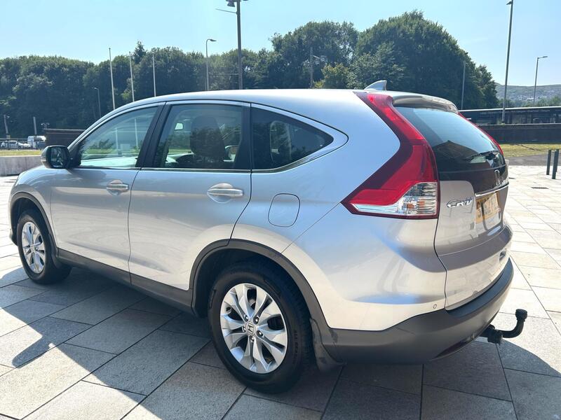 Honda CR-V view 4