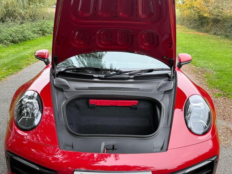 Porsche 911 view 58