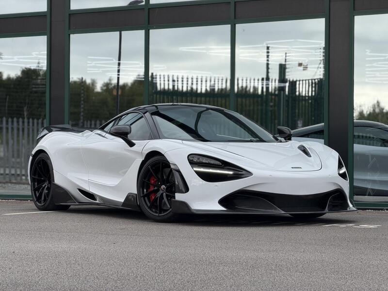 Mclaren 720s view 5