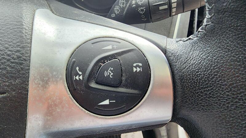 2014 Ford Focus — photo 24