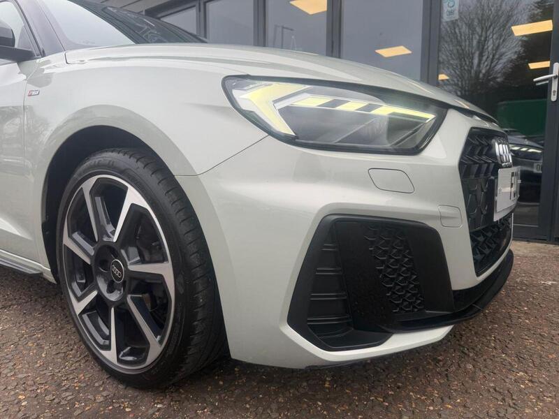 Audi A1 view 6