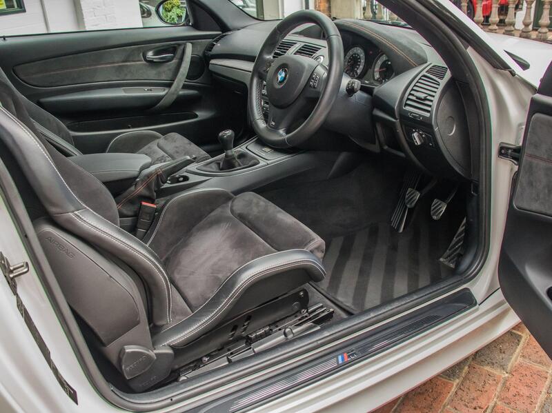 BMW 1 Series view 3