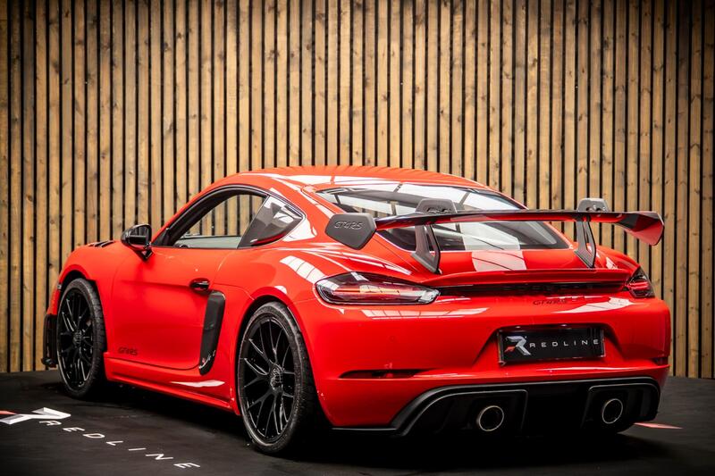 Porsche 718 Cayman view 3