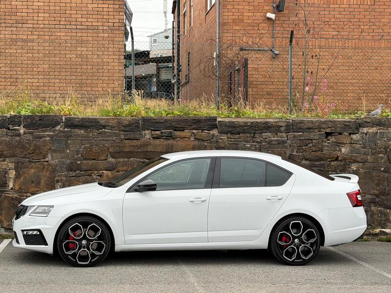 Skoda Octavia view 4