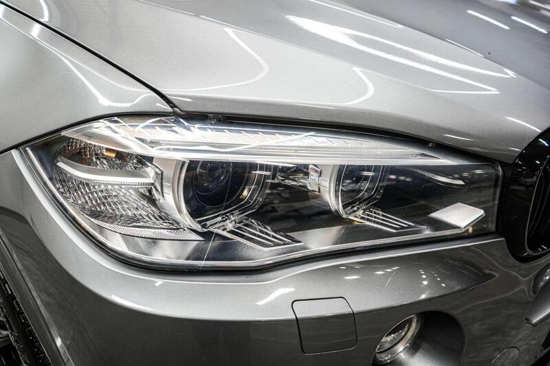 BMW X5 BMW X5 view 6