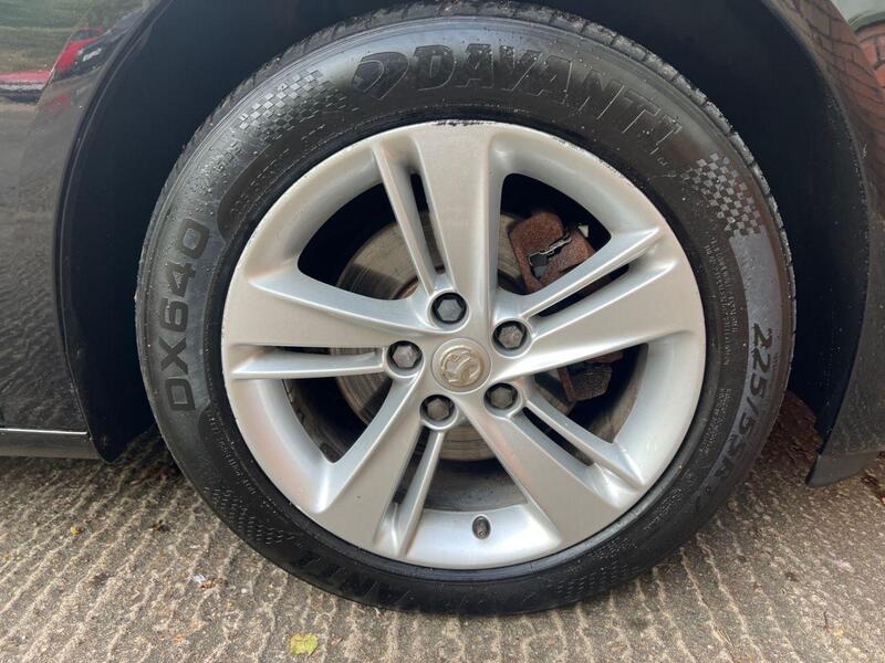 Vauxhall Insignia view 31