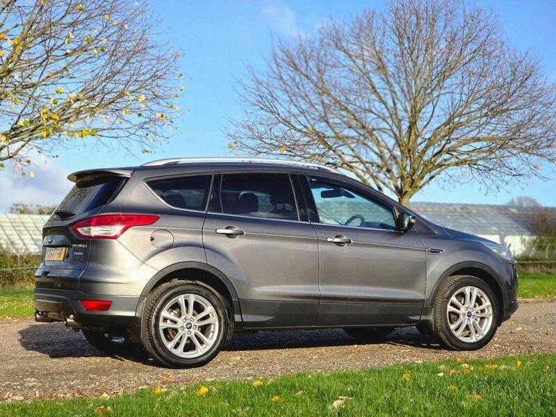 Ford Kuga view 4