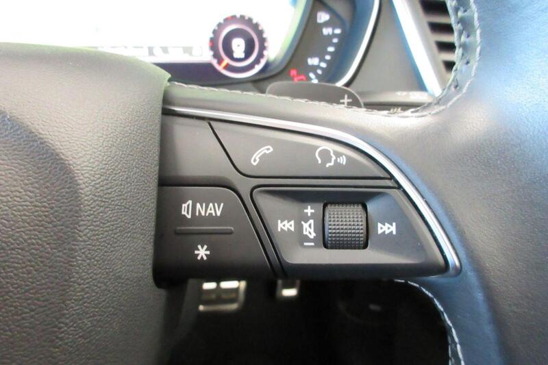 Audi SQ5 view 34