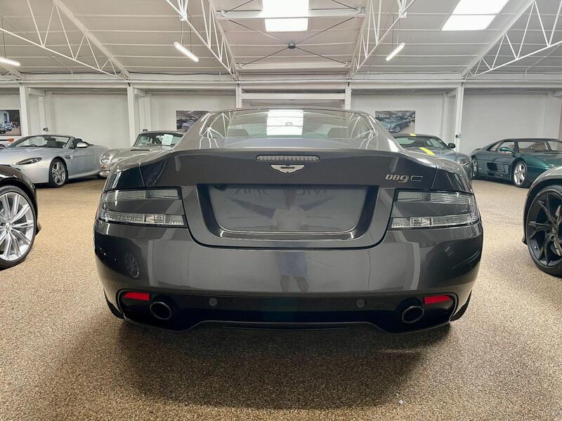 Aston Martin DB9 view 6