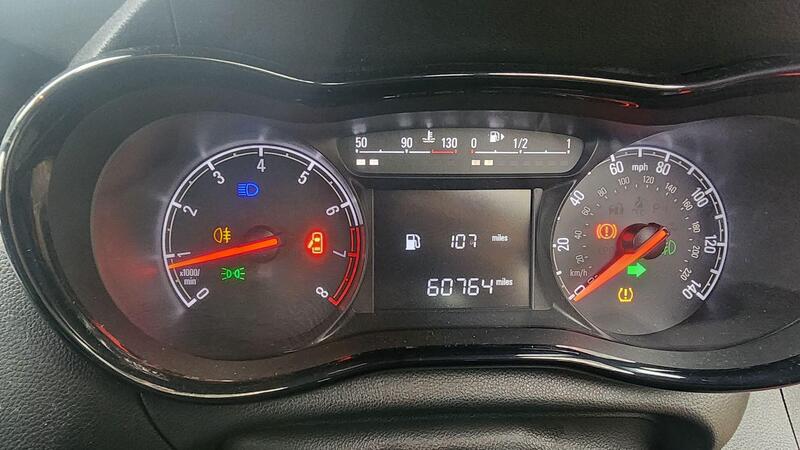 2015 Vauxhall Viva — photo 29