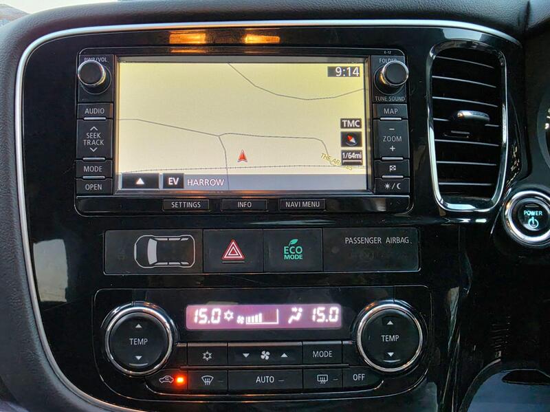 Mitsubishi Outlander 2.0h 12kWh GX4h CVT 4WD Euro 5 (s/s) 5dr thumbnail 35