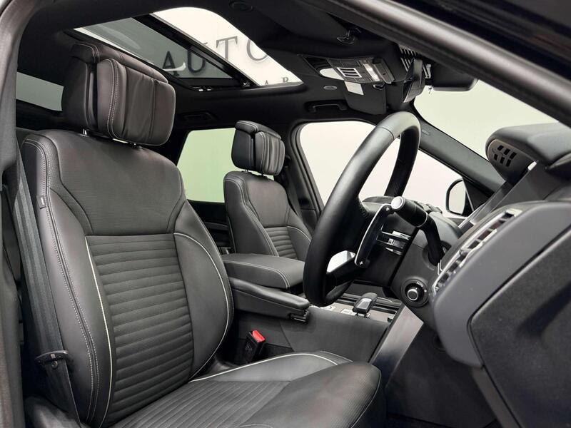 Land Rover Discovery 3 view 2