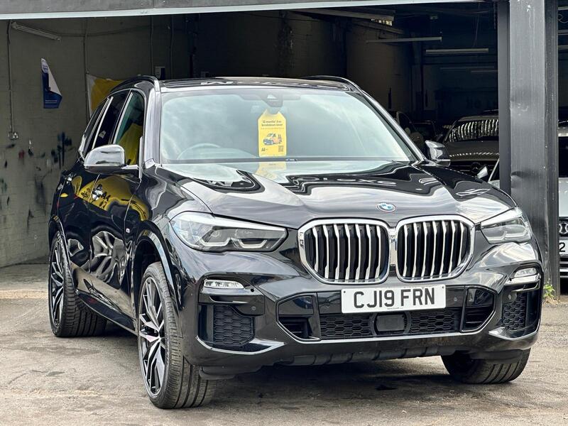 BMW X5 view 2