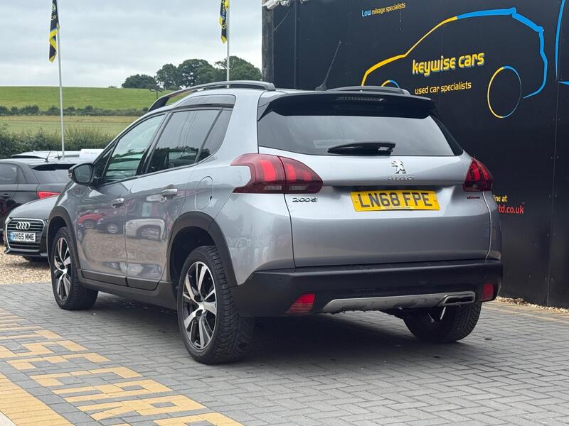 Peugeot 2008 view 3
