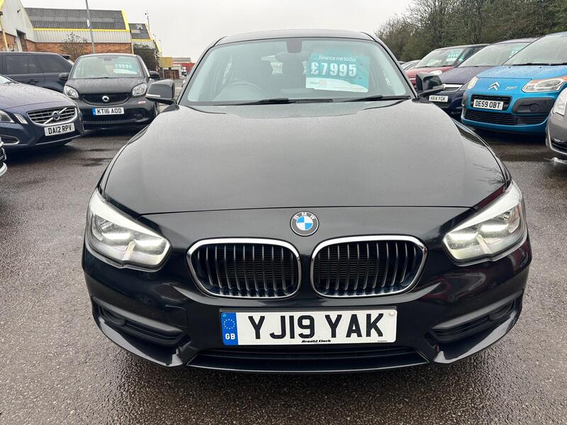 BMW 1 Series view 2