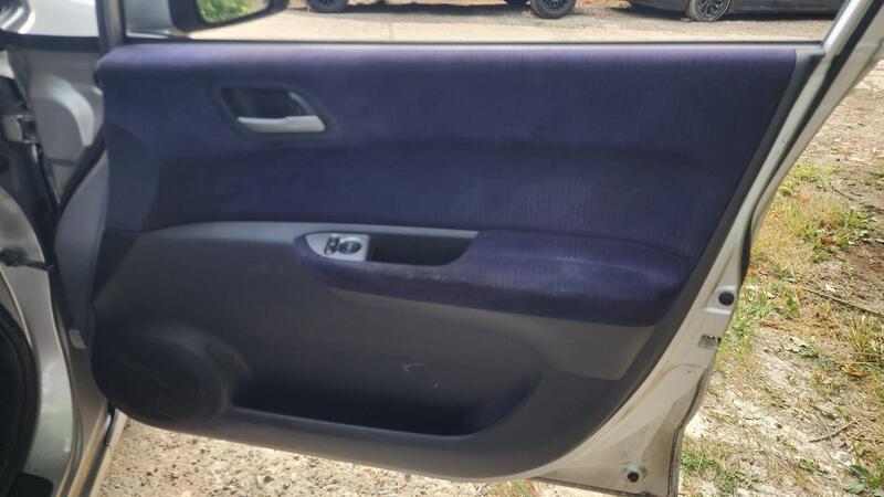 2008 Honda FR-V — photo 30