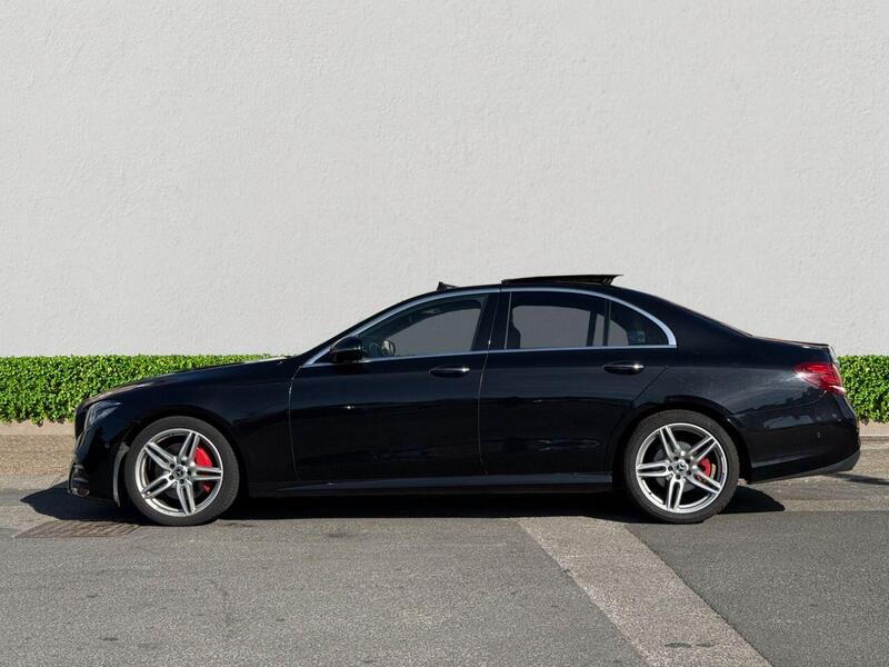 Mercedes-Benz E-Class view 4
