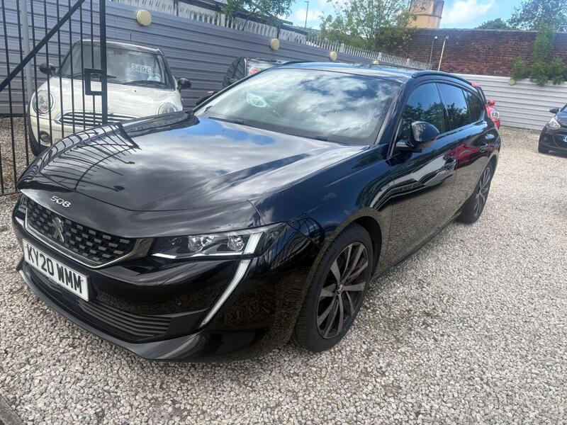 Peugeot 508 SW view 3