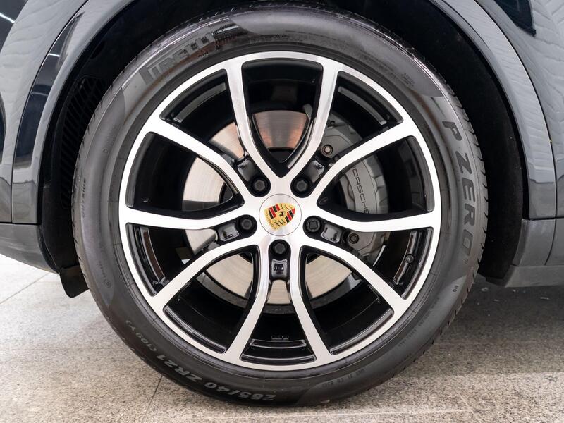 Porsche Cayenne view 2
