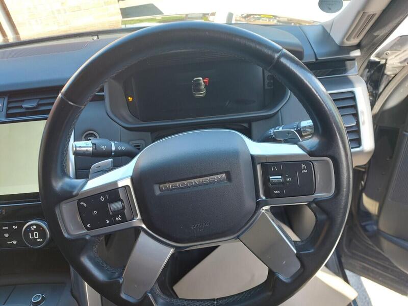 Land Rover Discovery view 7
