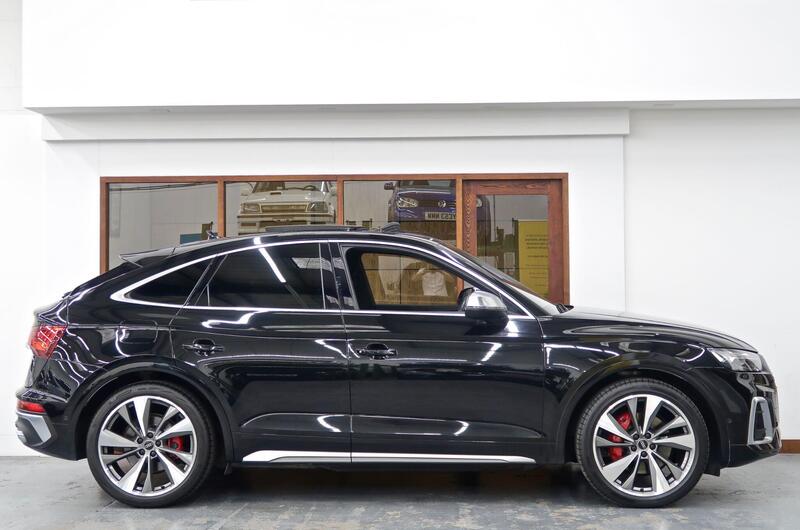 Audi SQ5 view 6