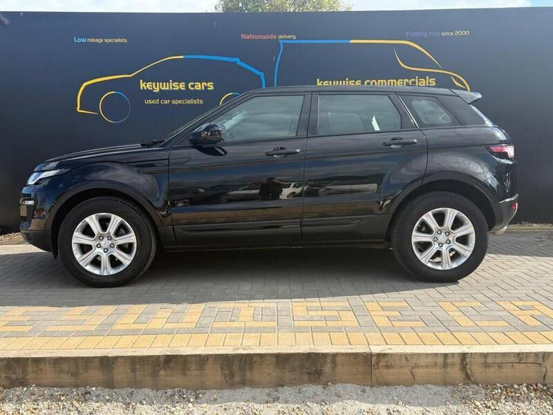 Land Rover Range Rover Evoque view 2