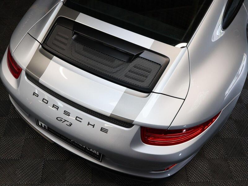 Porsche 911 view 112