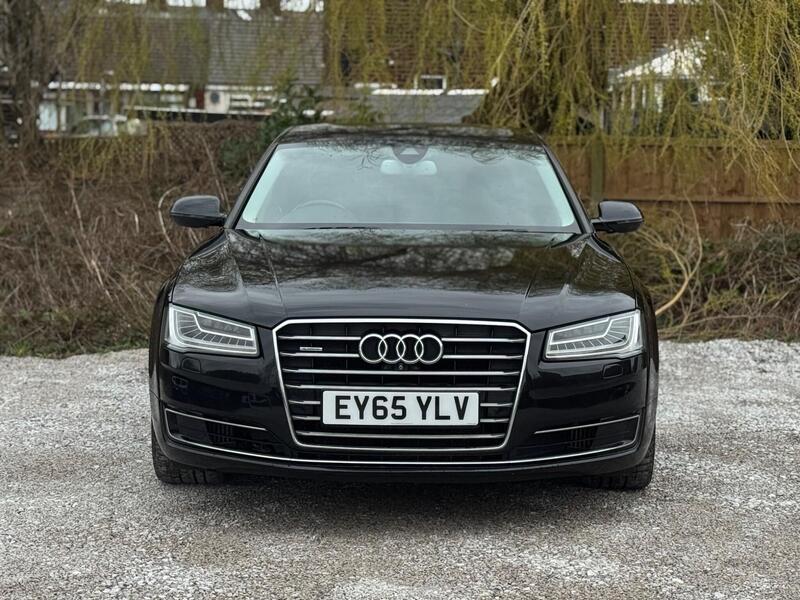 Audi Audi A8 view 4